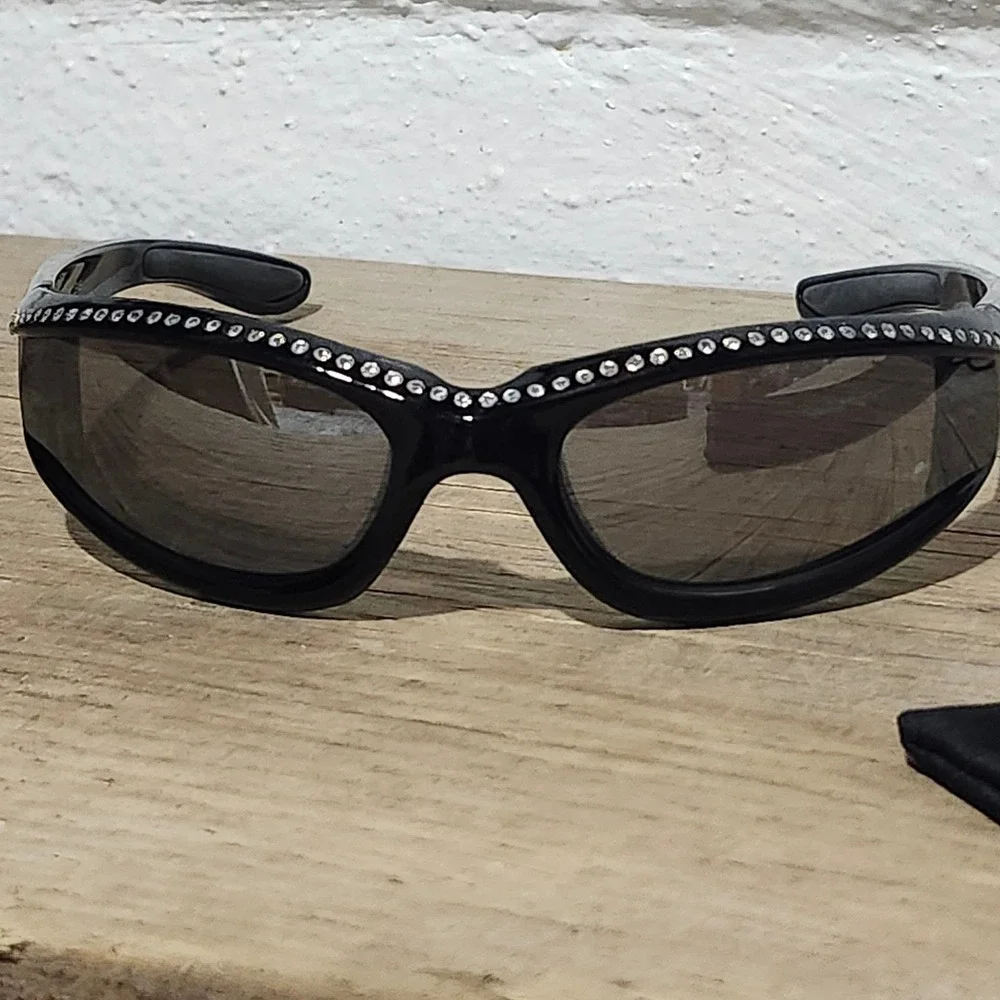 Harley Davidson Marilyn 11 Global Vision Black Rhinestone Riding Sunglasses